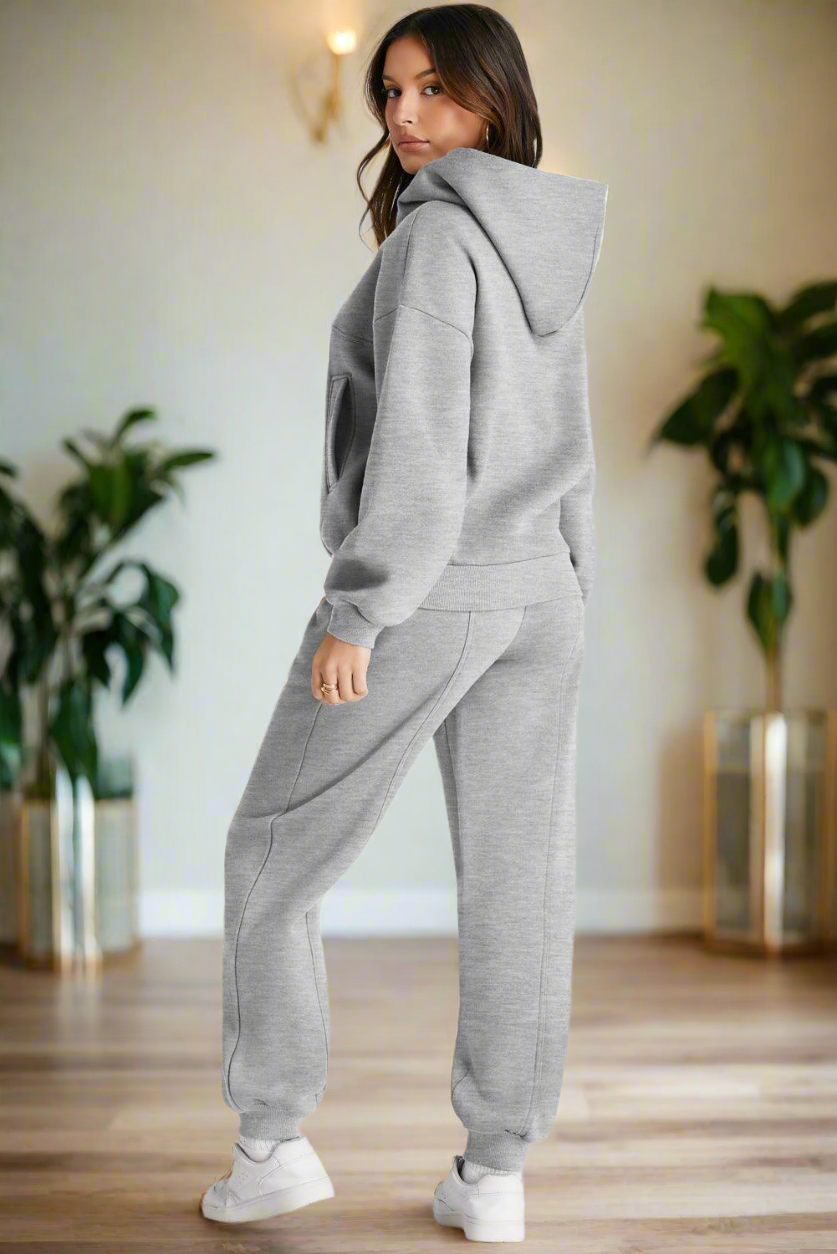 Women's grey hoodie and sweatpants - the classic grey sweatsuit