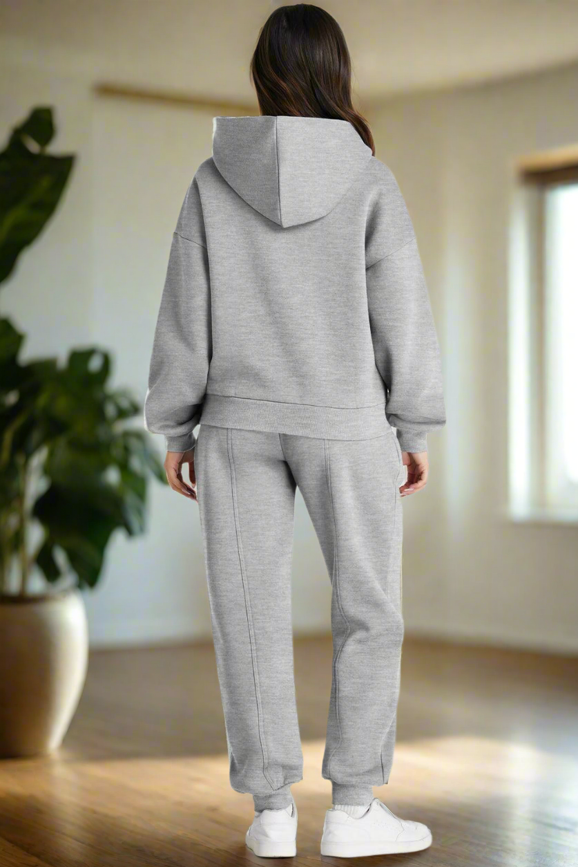 Women's grey hoodie and sweatpants - the classic grey sweatsuit